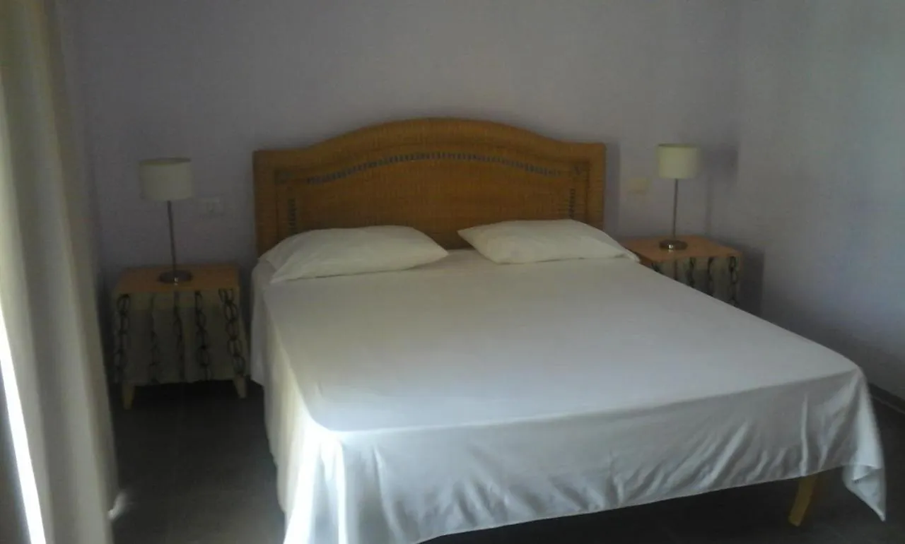 Residencial Las Palmeras De Willy Boca Chica Apartment