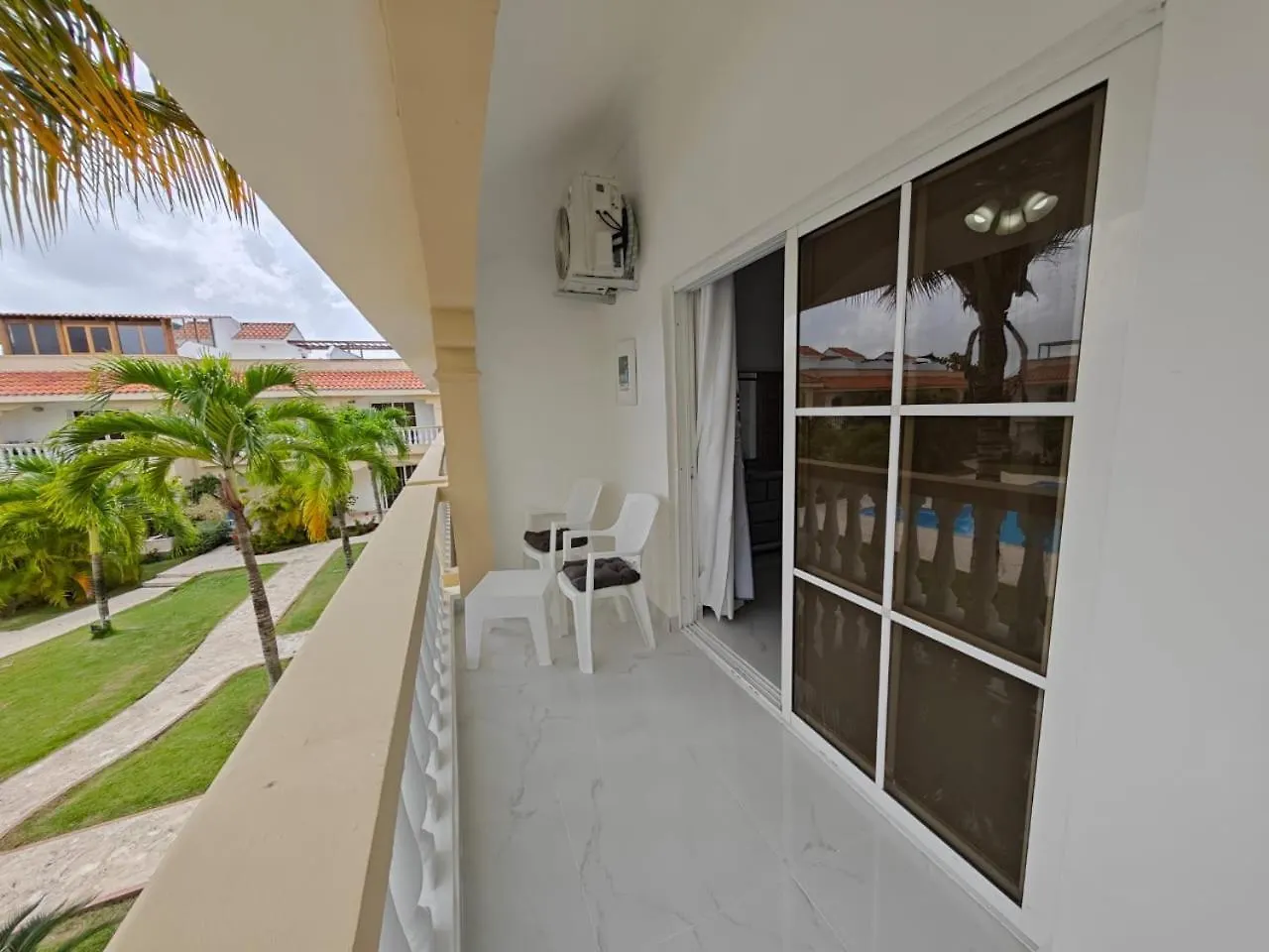 Residencial Las Palmeras De Willy Boca Chica Apartment